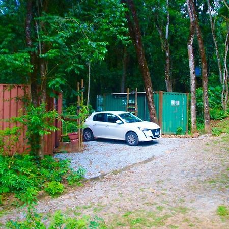 Econtainer Suites Macacos Macacos  Zewnętrze zdjęcie